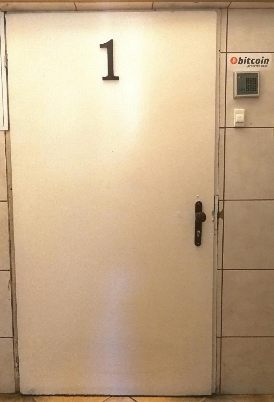 Cosy Dungeon Double Room With Ac Krakow Exterior photo