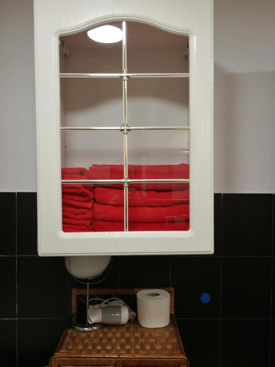 Cosy Dungeon Double Room With Ac Krakow Exterior photo